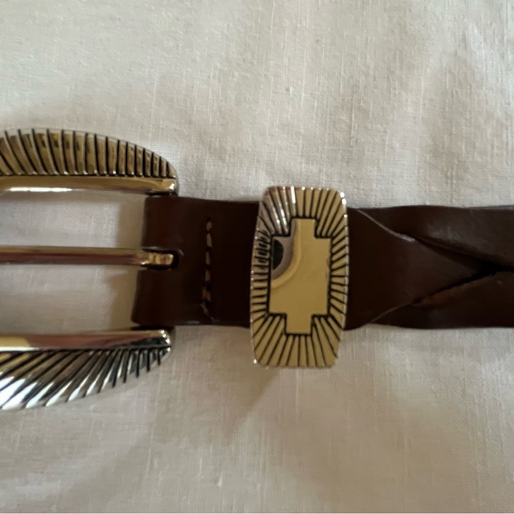 Unbranded Southwestern Style Brown leather Belt with silver hardware sz 34 - Picture 2 of 11
